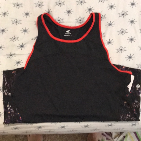 Champion Tank Top - Picture 2 of 7